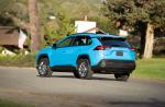 Toyota RAV4 XLE AWD 2018 года (NA)